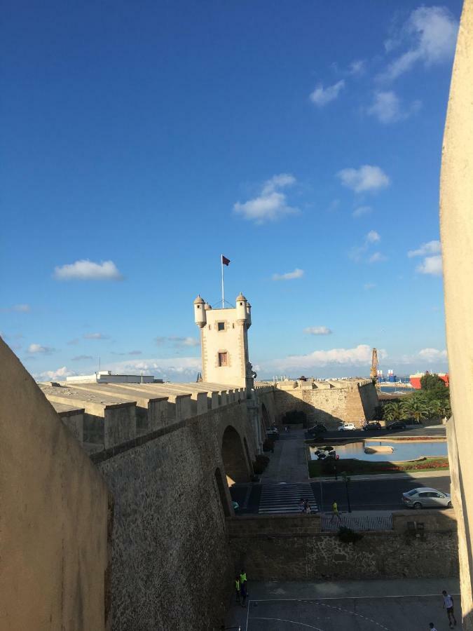 Acogedor Y Luminoso Apartamento Lägenhet Cádiz Exteriör bild